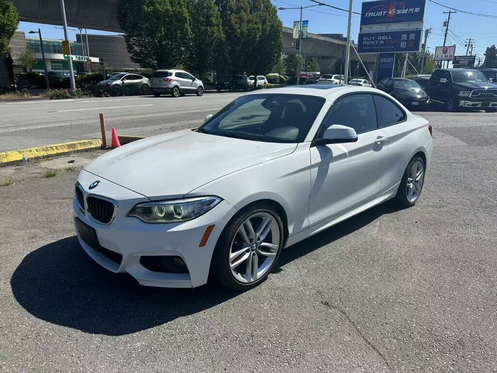 BMW 230i