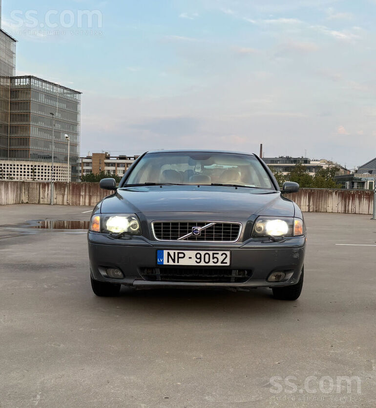 Volvo S80