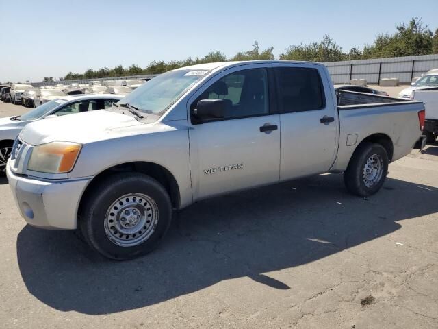 Nissan Titan