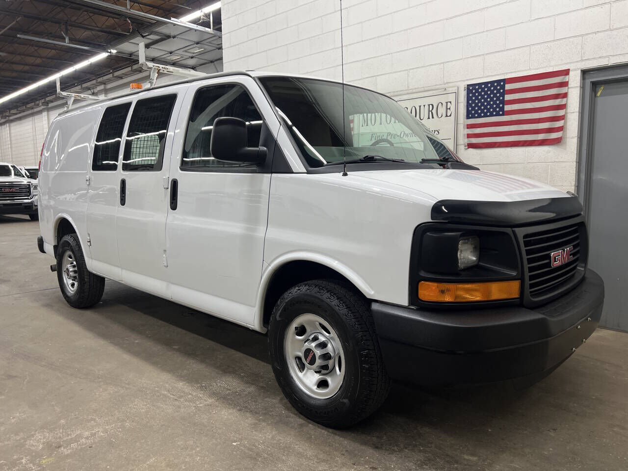 GMC Savana