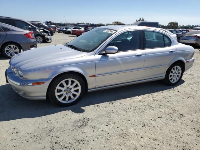 Jaguar X-Type
