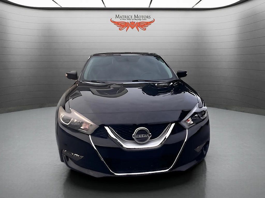 2017 NISSAN Maxima