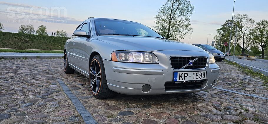 Volvo S60