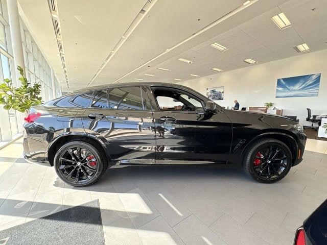 2025 BMW X4