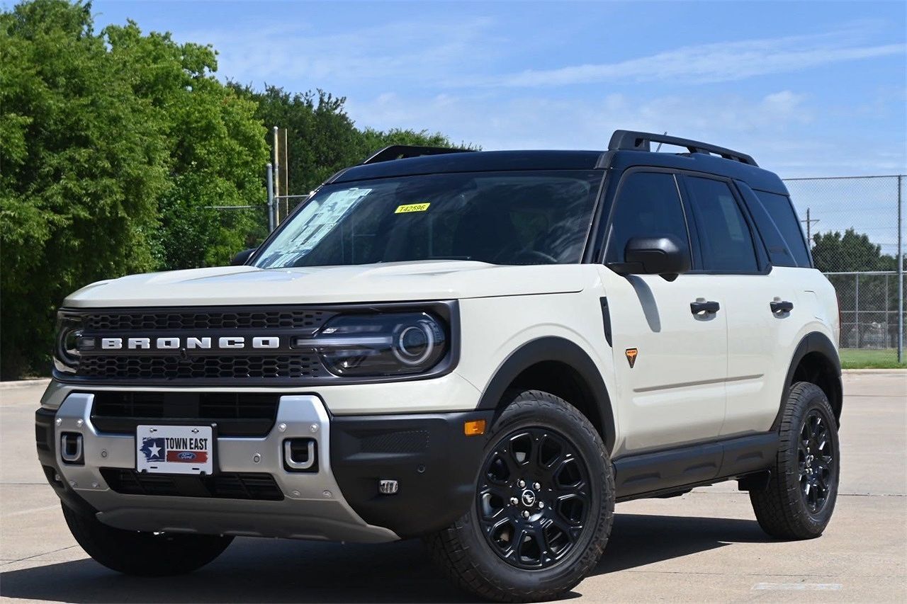 2025 FORD Bronco