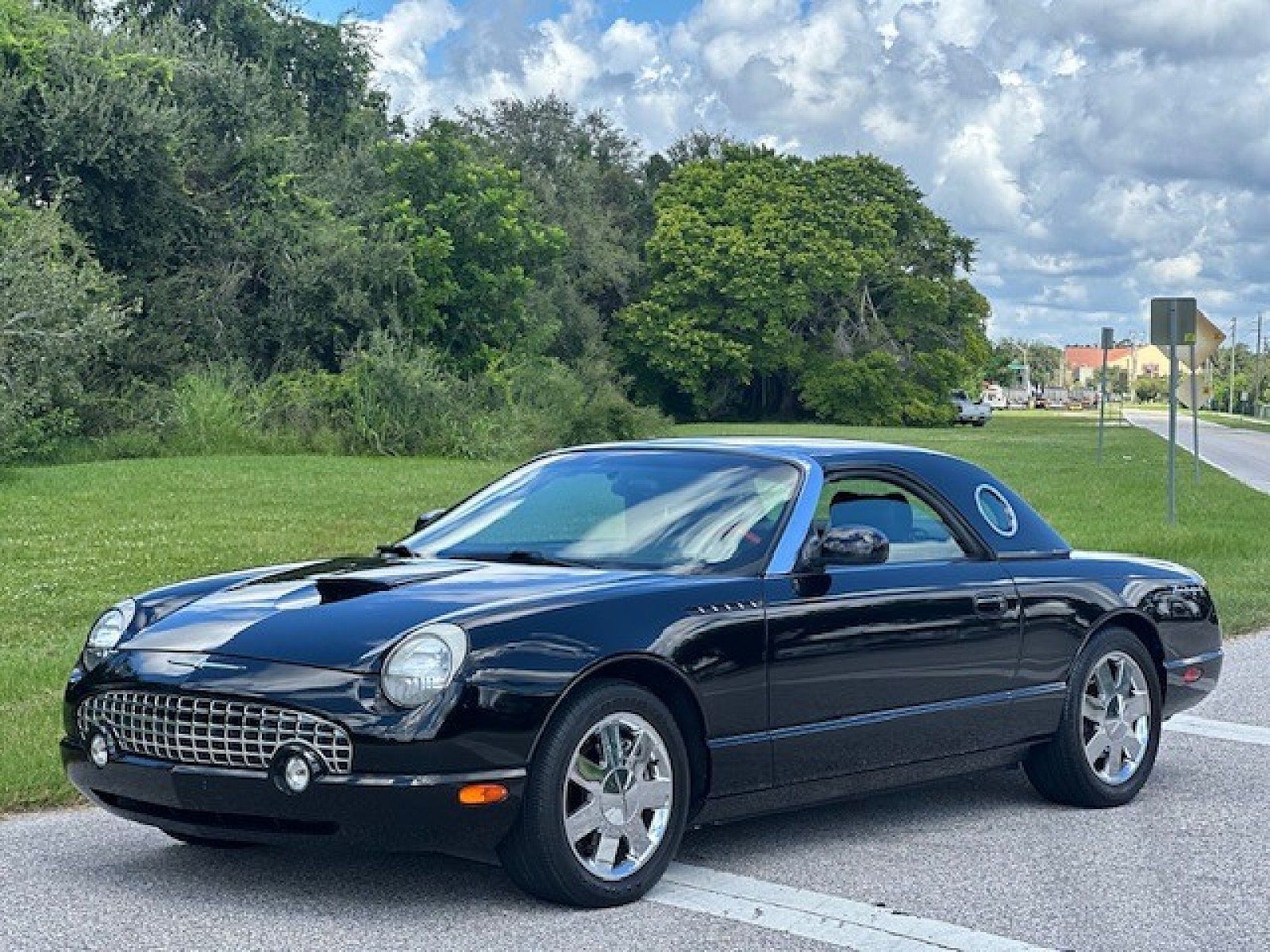 2002 FORD Thunderbird