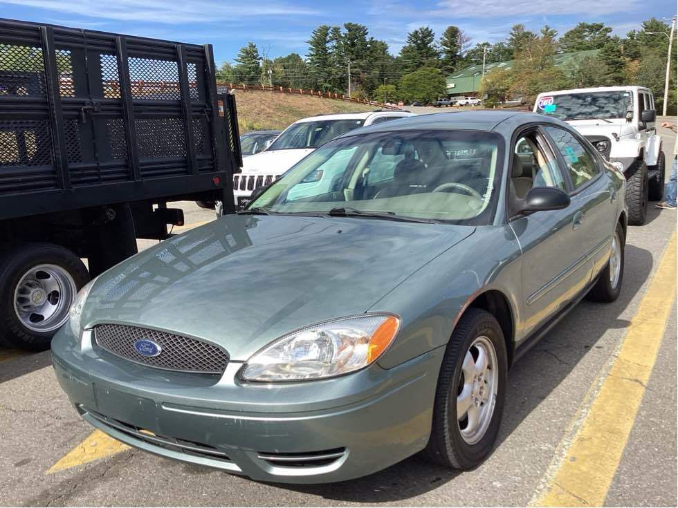 Ford Taurus
