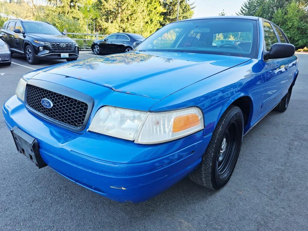Ford Crown Victoria