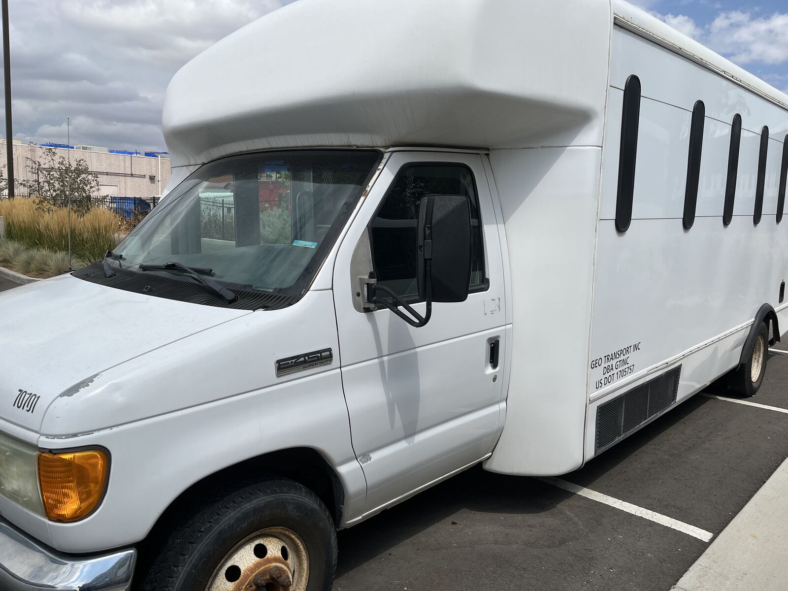 Ford E-450