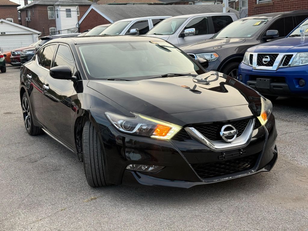 Nissan Maxima