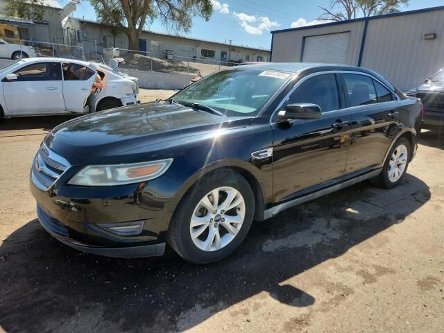 Ford Taurus