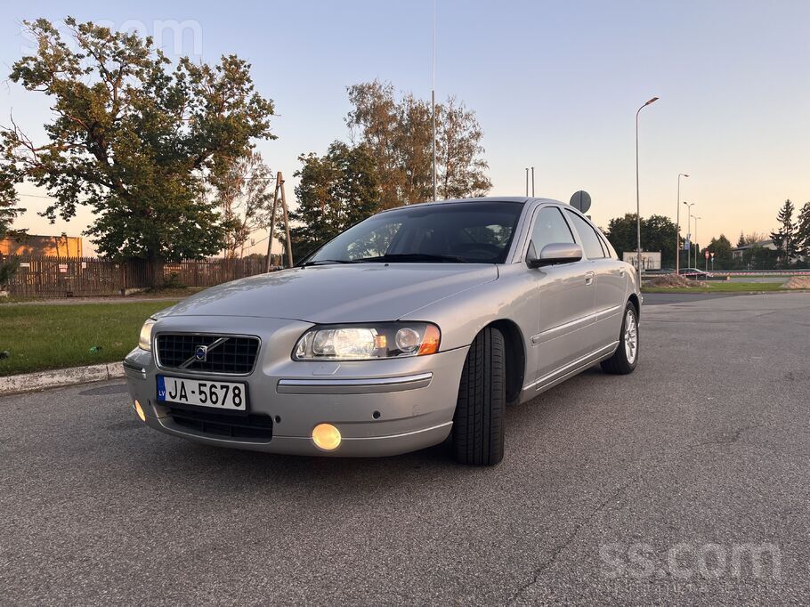 Volvo S60