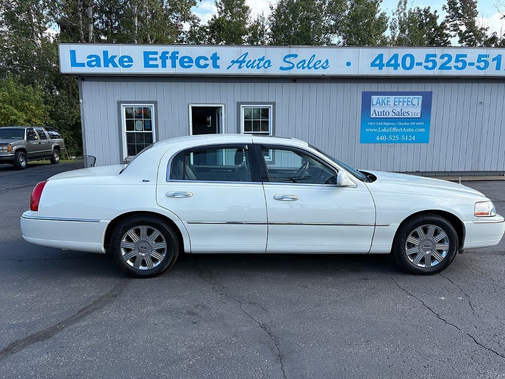 Lincoln Town Car
