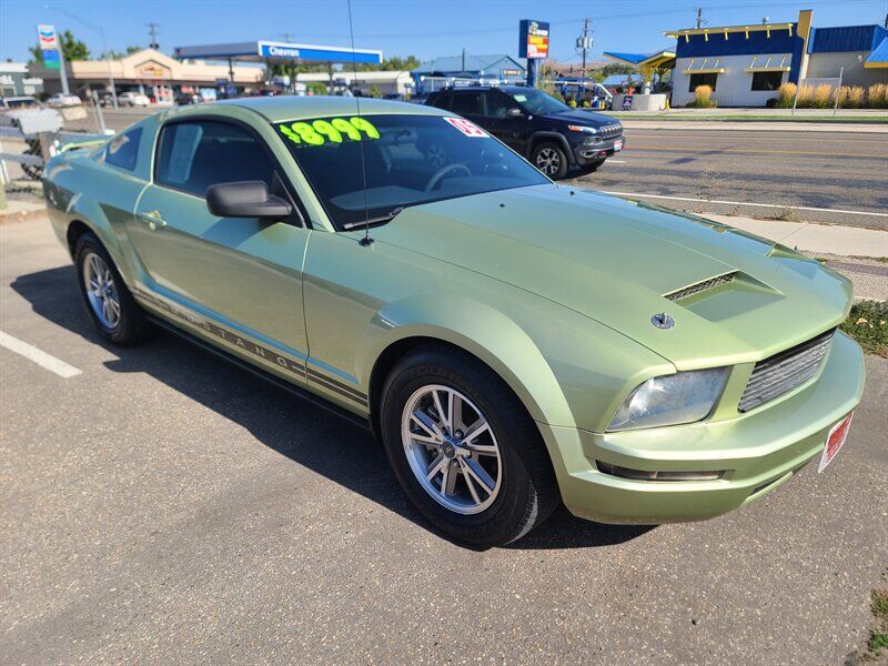 2005 FORD Mustang