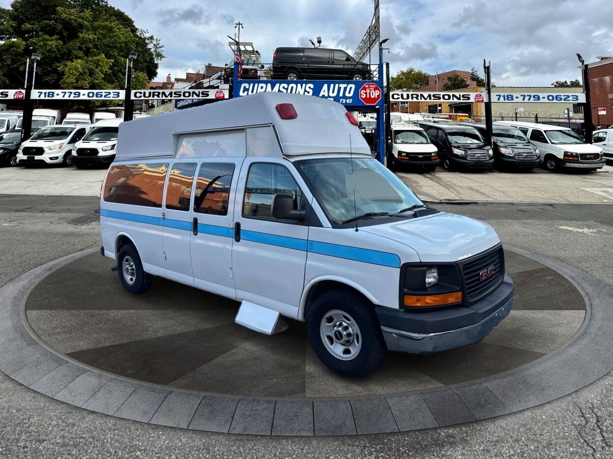 GMC Savana