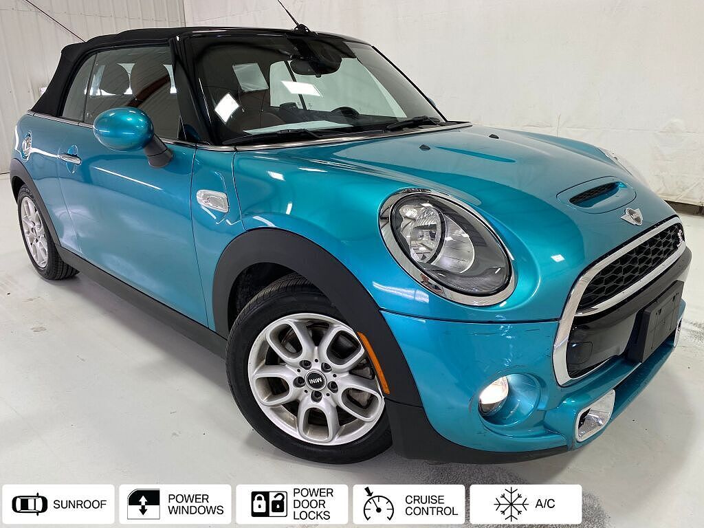MINI Cooper Convertible