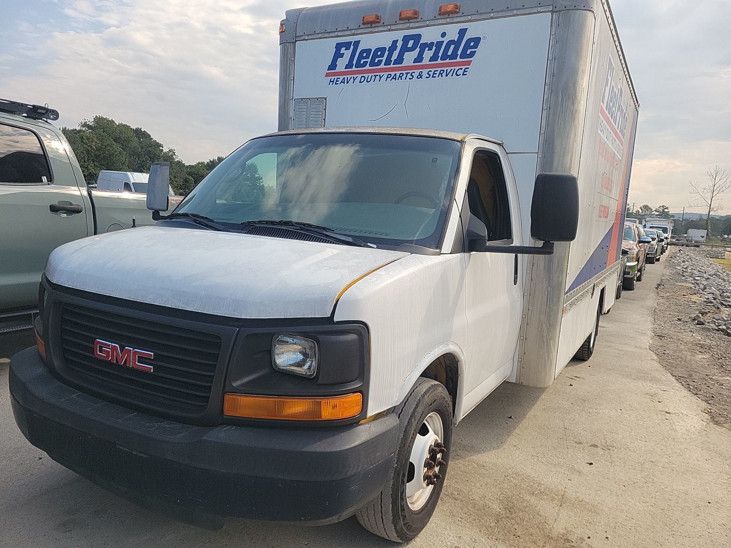 GMC Savana