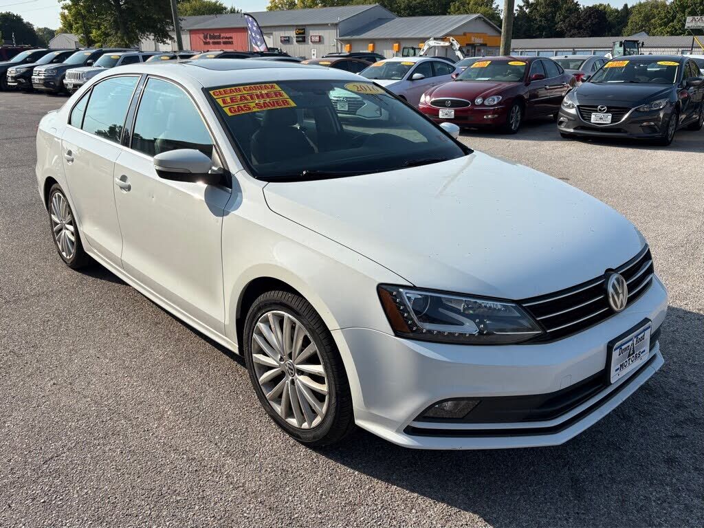 2016 VOLKSWAGEN Jetta