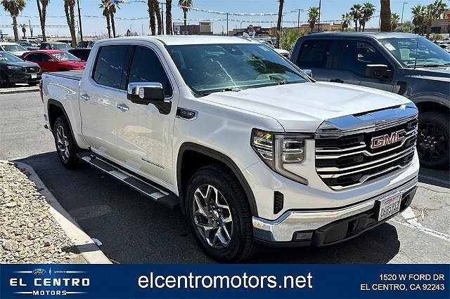 2023 GMC Sierra