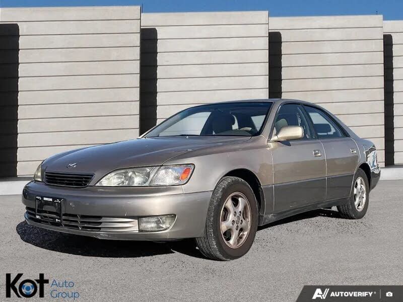 Lexus ES