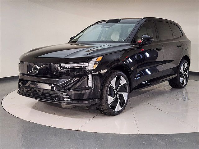 2025 VOLVO EX90