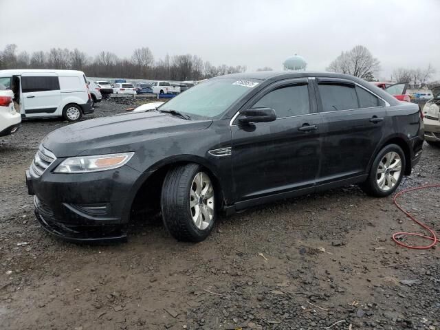 Ford Taurus