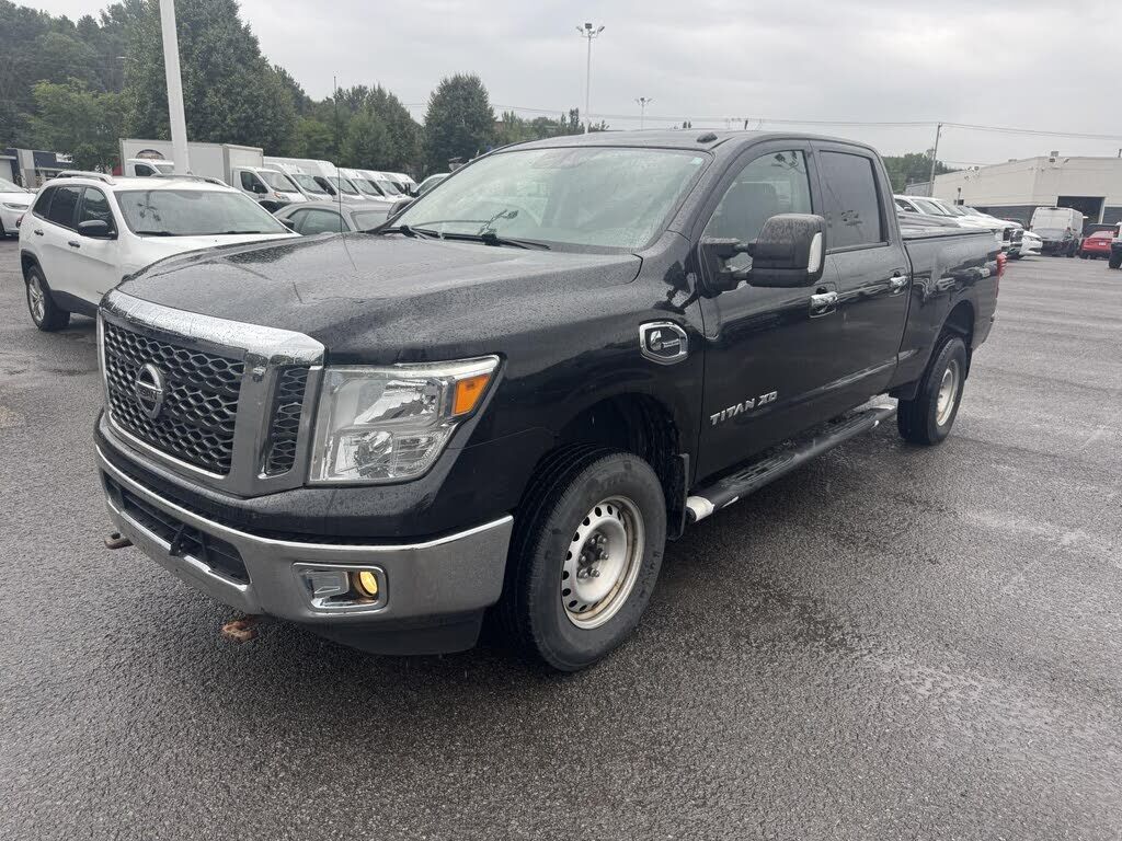 Nissan Titan