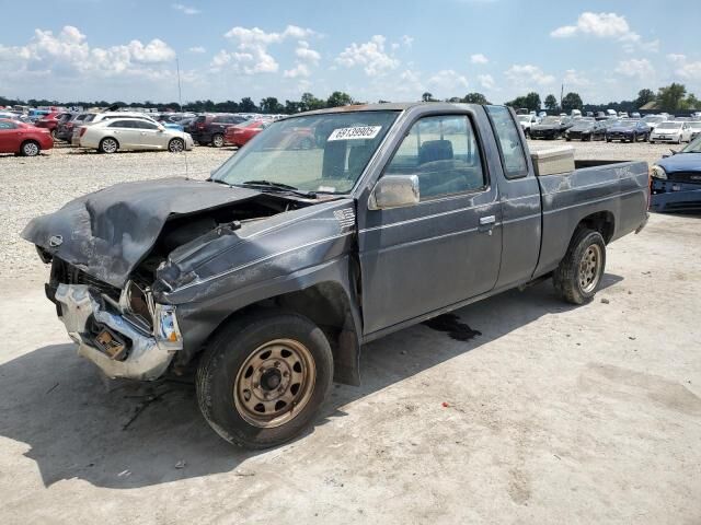 Nissan Pickup