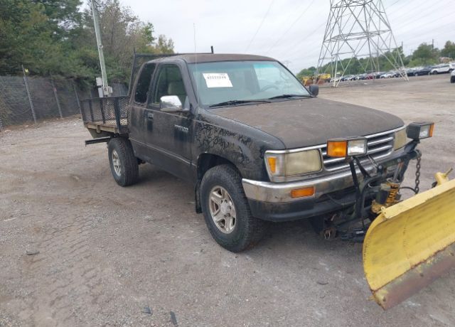 Toyota T100