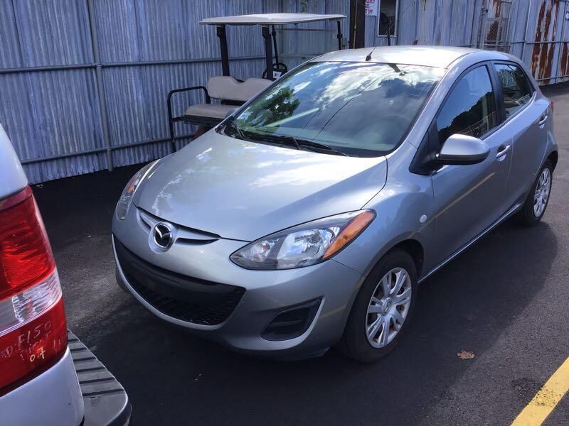 Mazda Mazda2