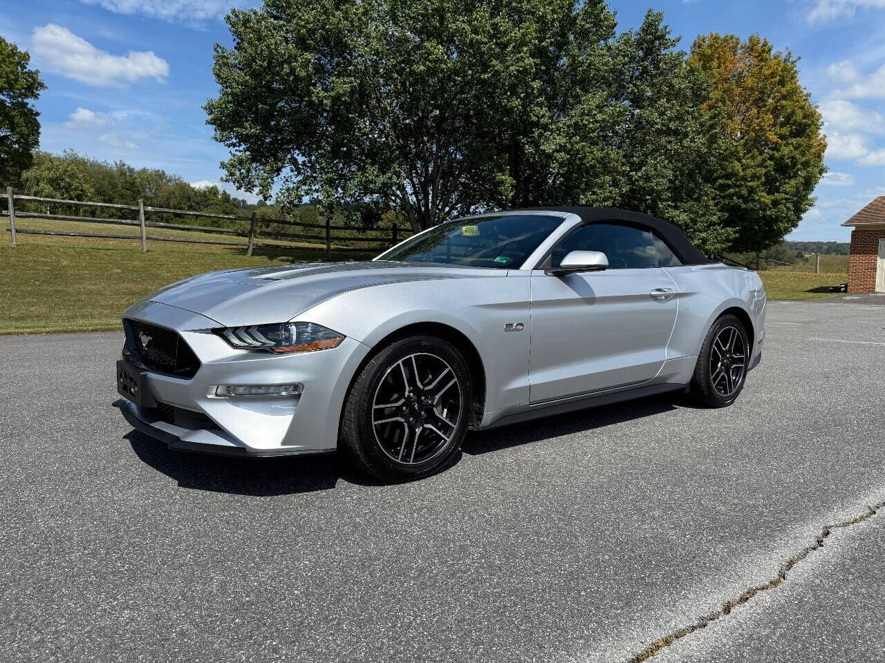 2019 FORD Mustang