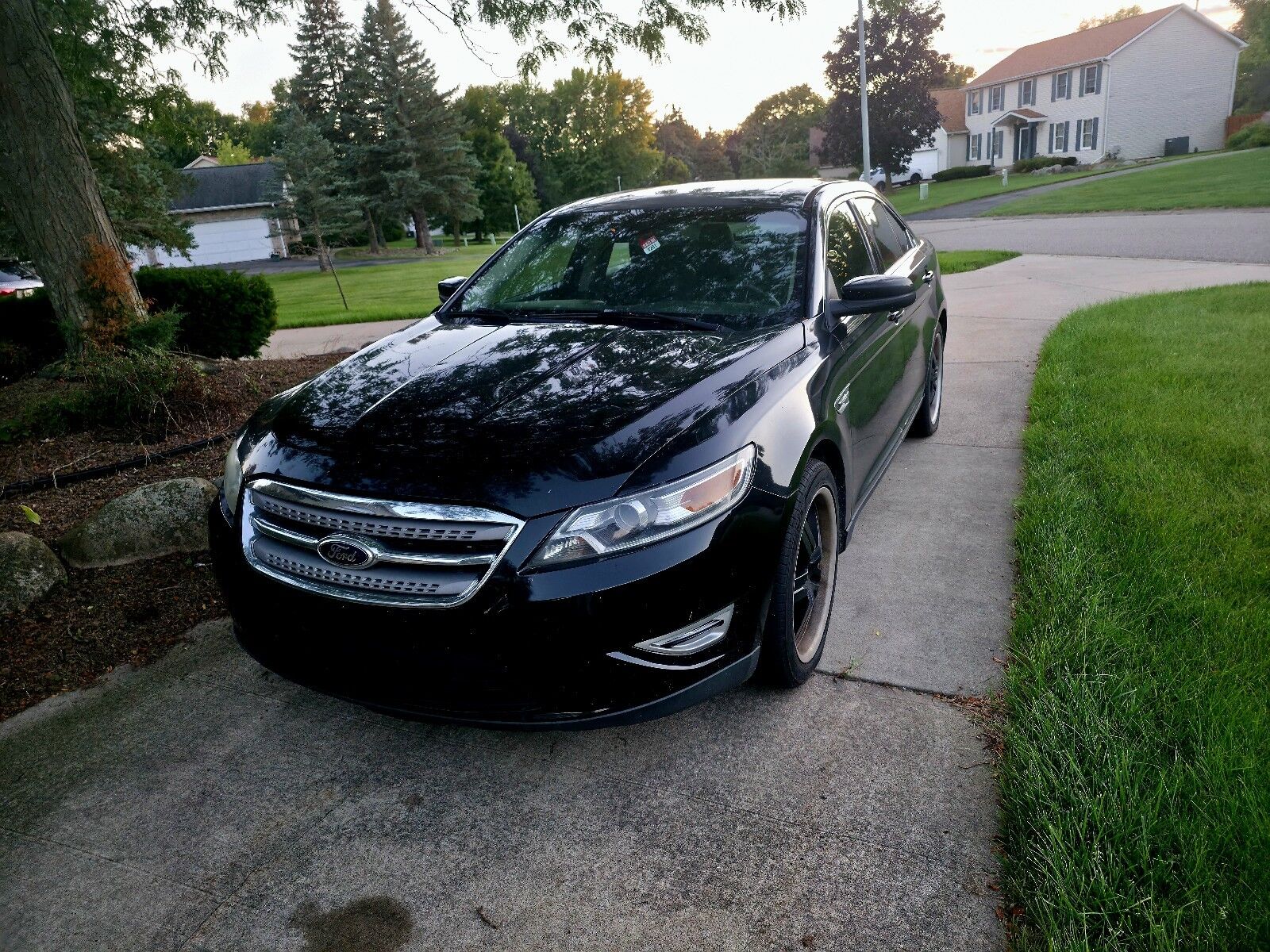 Ford Taurus