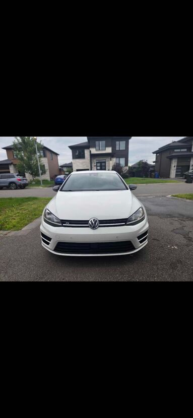 Volkswagen Golf R