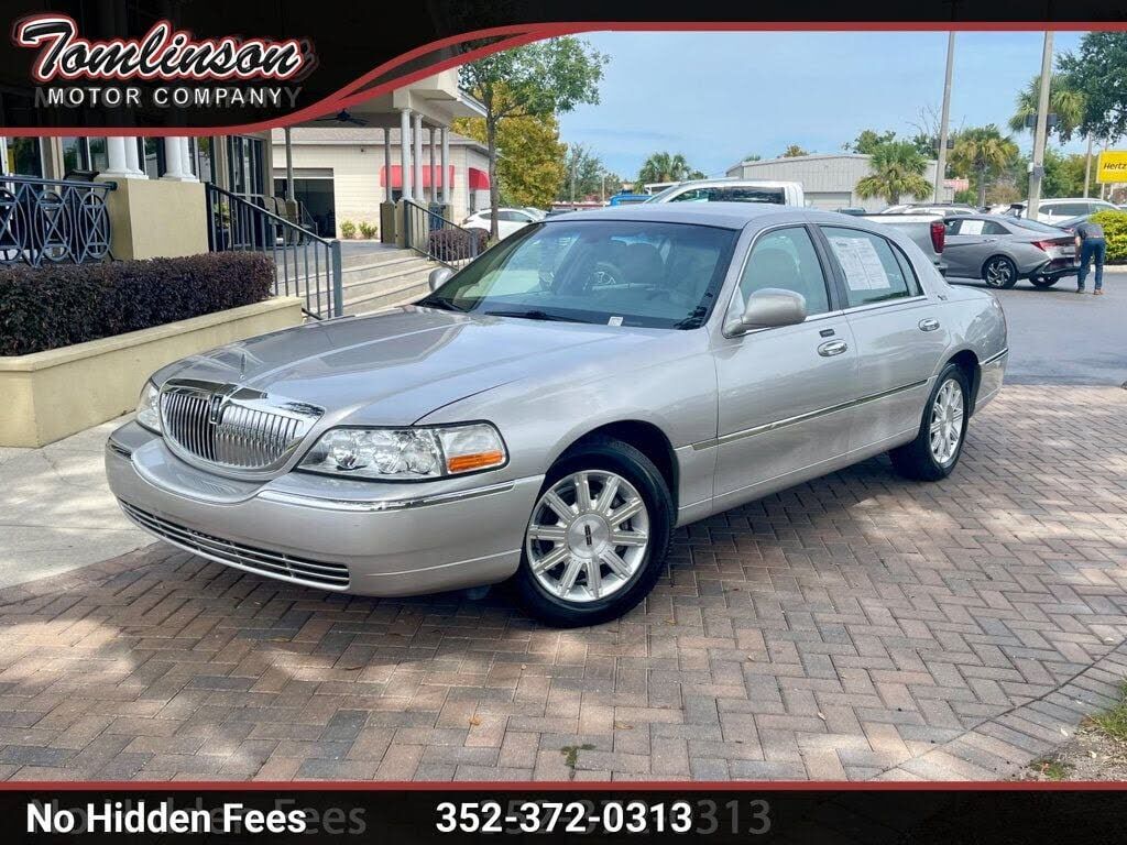 Lincoln Town Car