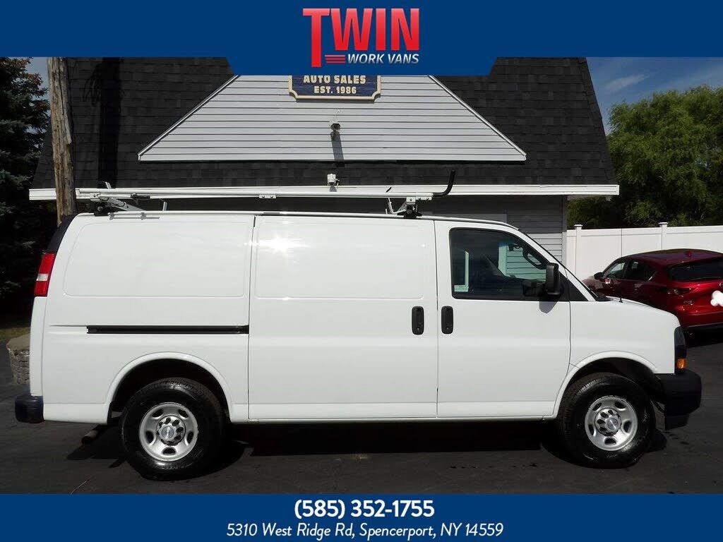 2019 CHEVROLET Express