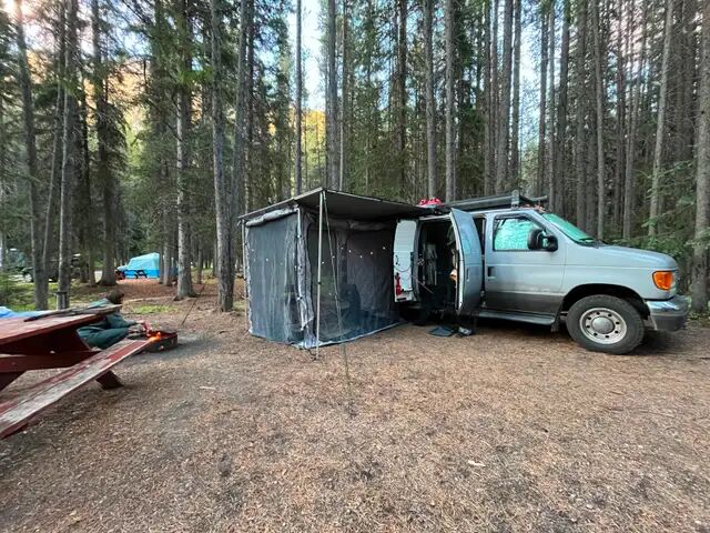 Ford E-250