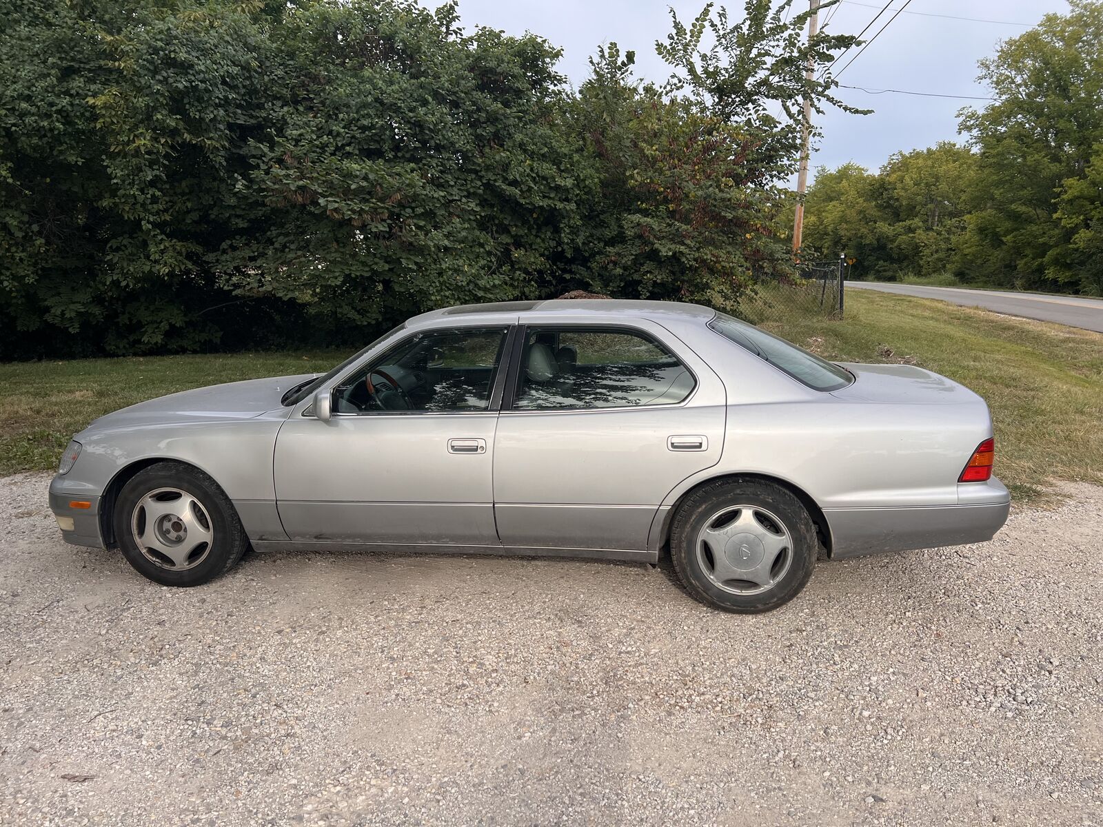 Lexus LS