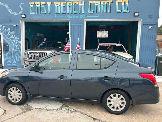 Nissan Versa
