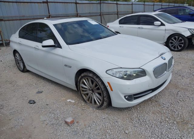 BMW 550i