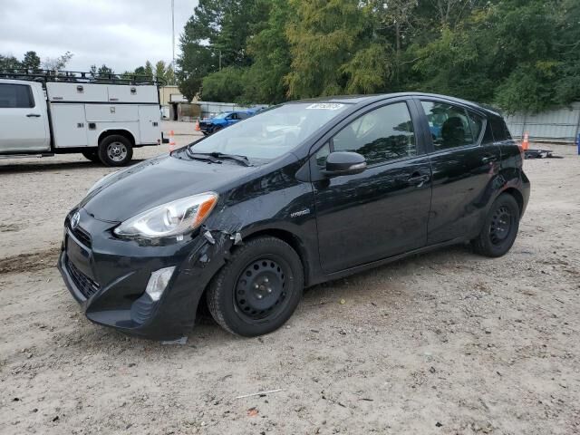 Toyota Prius C