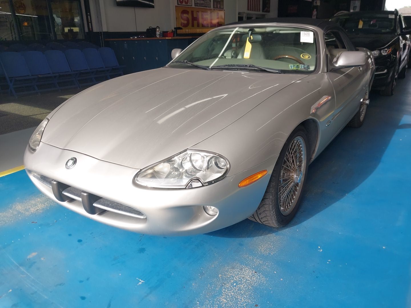 Jaguar XK8