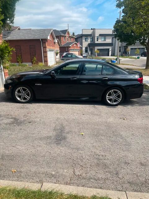 BMW 528i