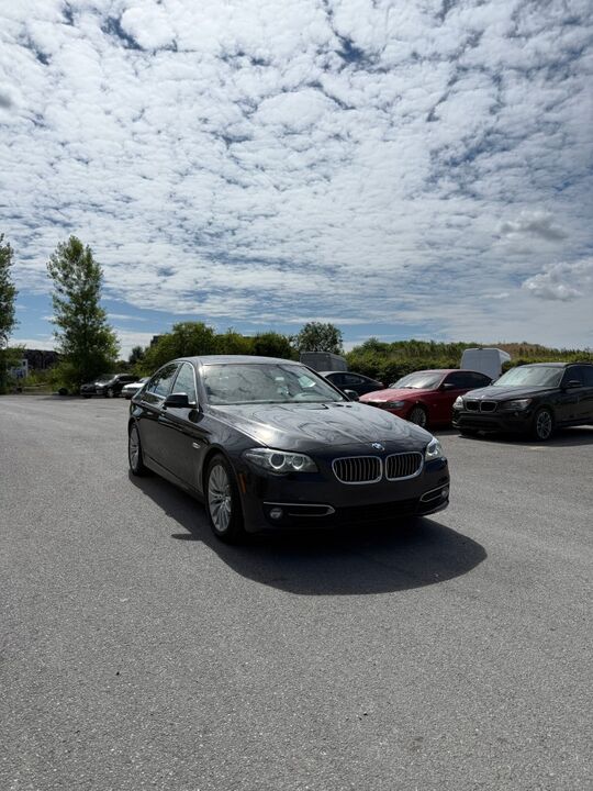 BMW 528i