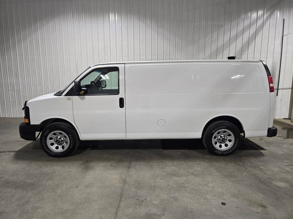 GMC Savana