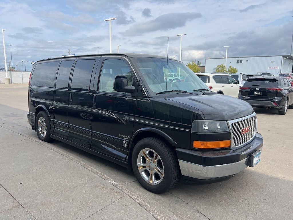 GMC Savana