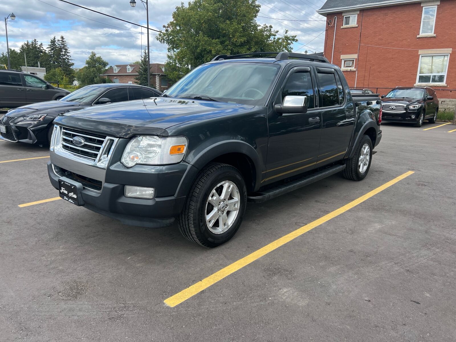 Ford Explorer Sport Trac
