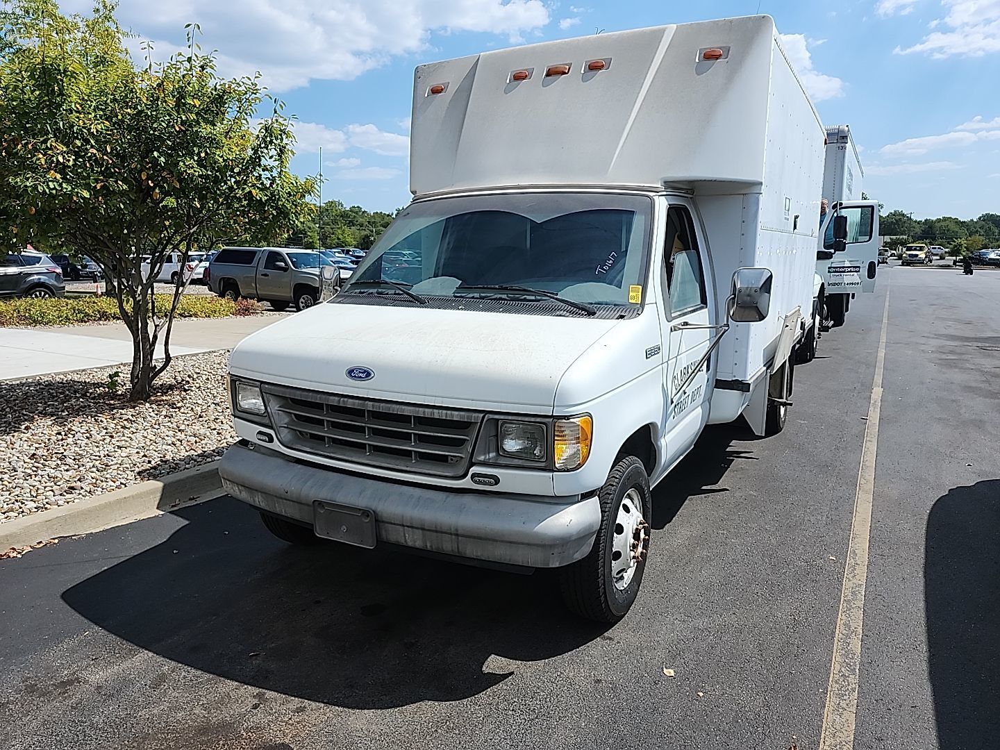 Ford E-350
