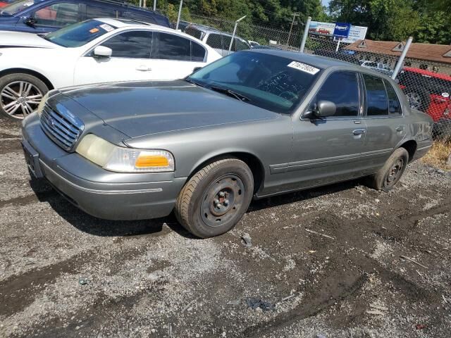 Ford Crown Victoria