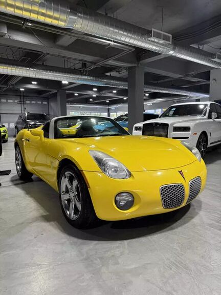 Pontiac Solstice