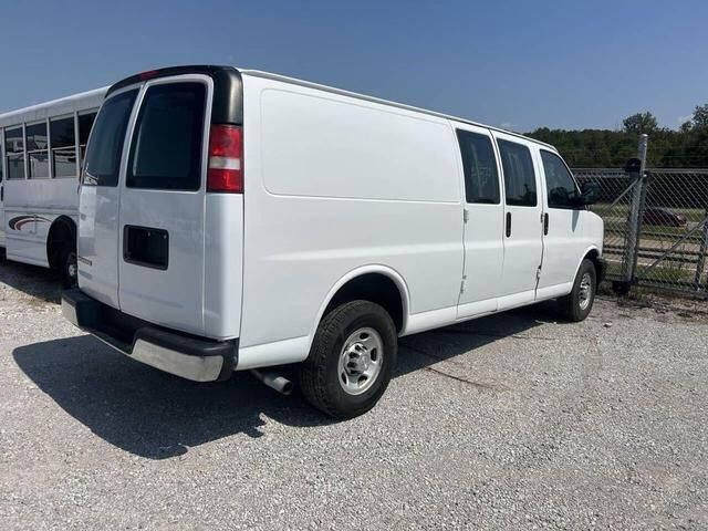 2019 CHEVROLET Express
